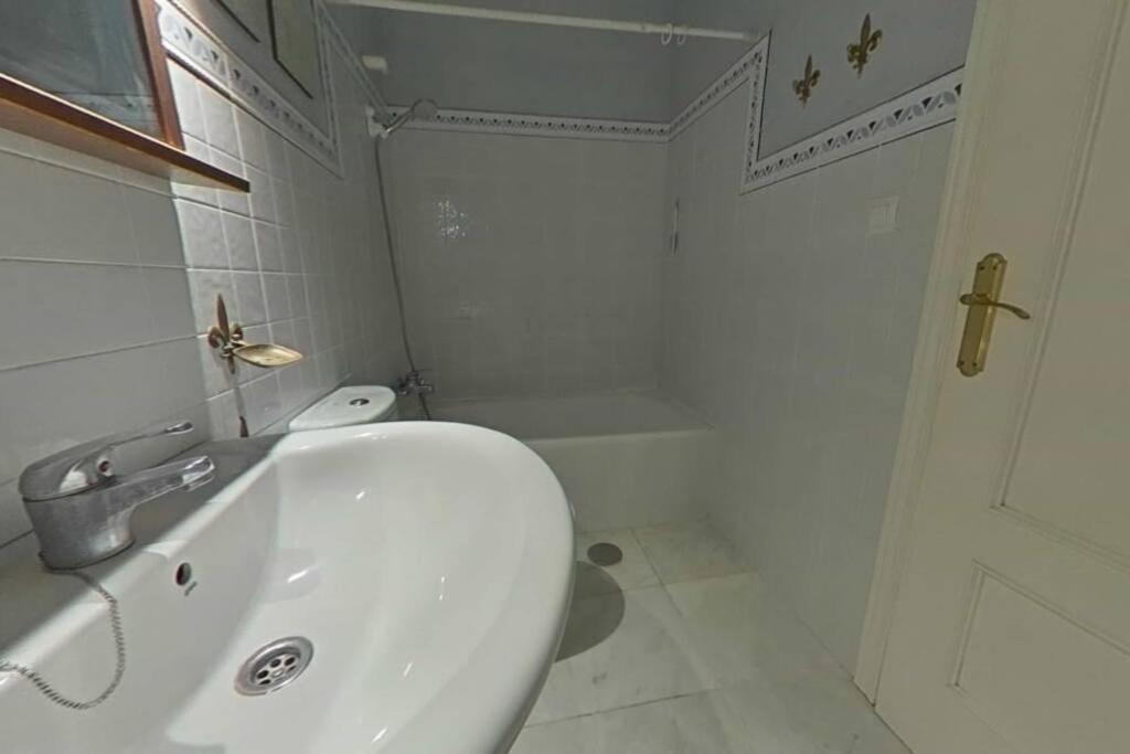 Sientete Como En Casa Siviglia Esterno foto