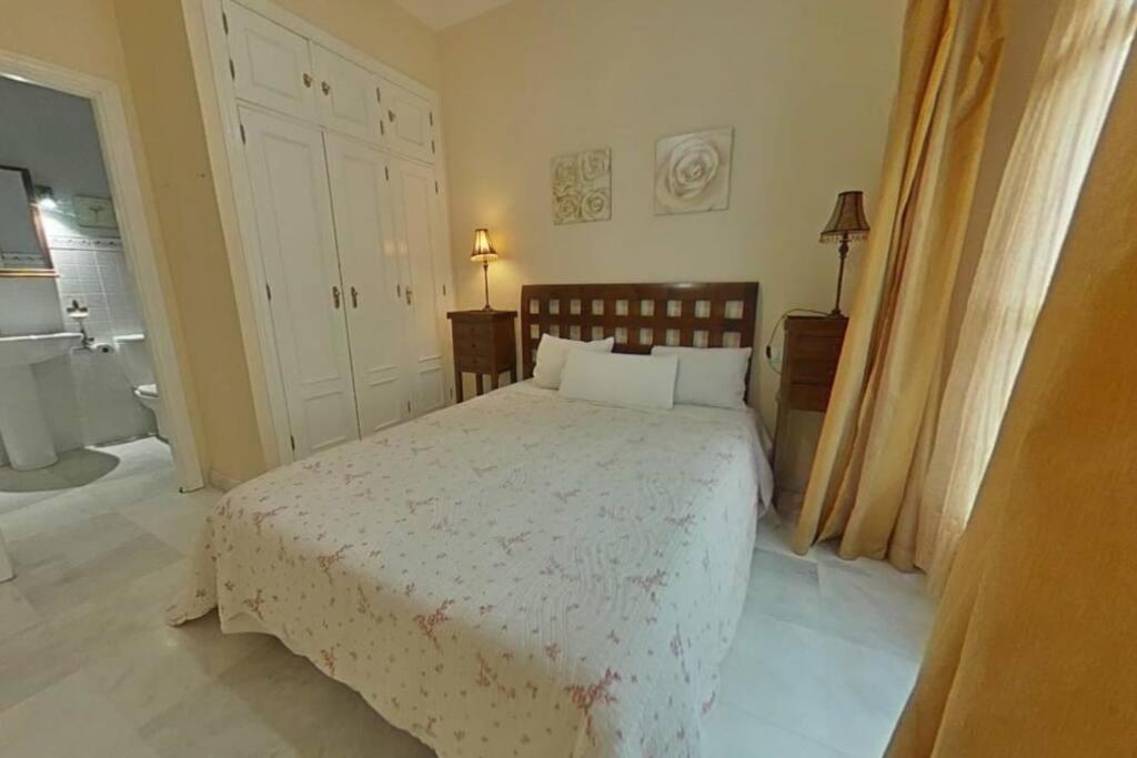 Sientete Como En Casa Siviglia Esterno foto